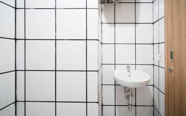 New And Modern Studio At The City Square Apartment