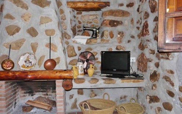 House With 2 Bedrooms in Benaocaz, With Wifi