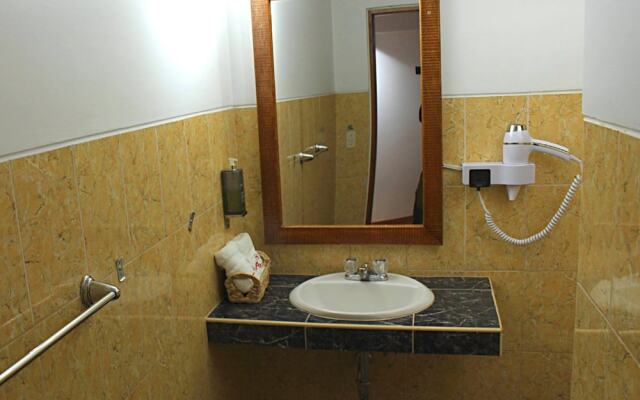 Akilpo Guest House