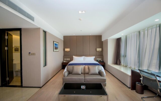 Foger Yacht Hotel