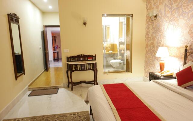 Suryaa Villa - A City Centre Hotel