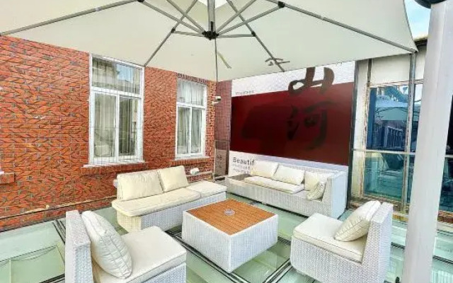 Xiamen Honglou Seaview Courtyard (Zengxuan Branch, Huandao Road)