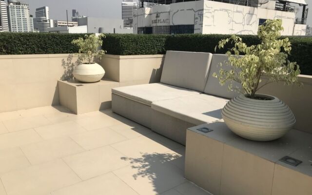 TC Contel @ Ploenchit