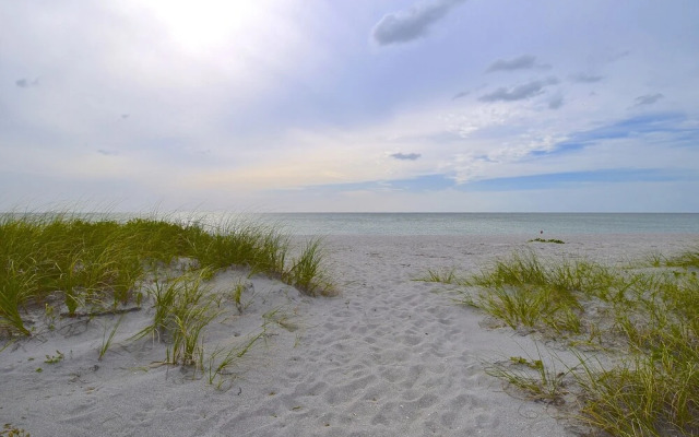 Polynesian Gardens Villa P6 by Vtrips