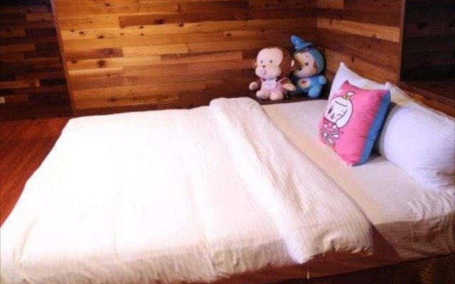Long-Ko B & B