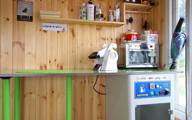 Anmyeondo Red Sun Pension