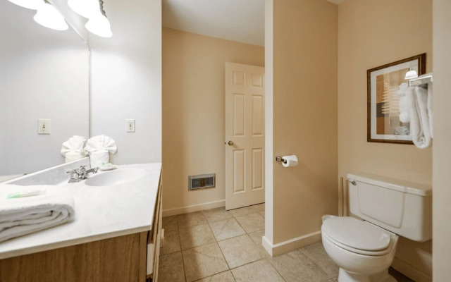 Telemark Northwoods Lodging