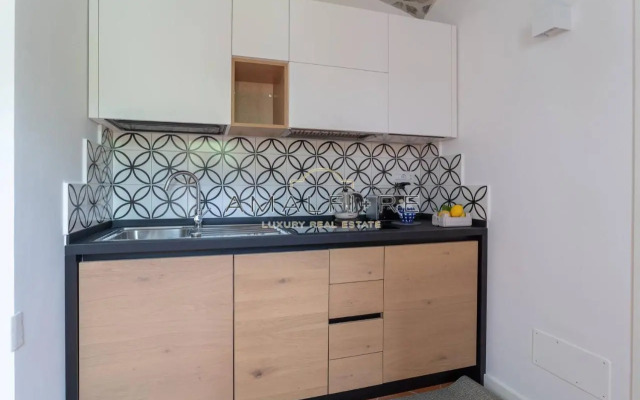 Lionetti Suite House