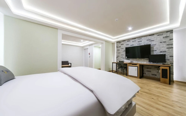 Daegu Dongdaegu Station Hotel Js