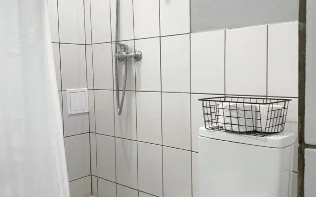 Good Day Apartment on Kirovgradskaya Street