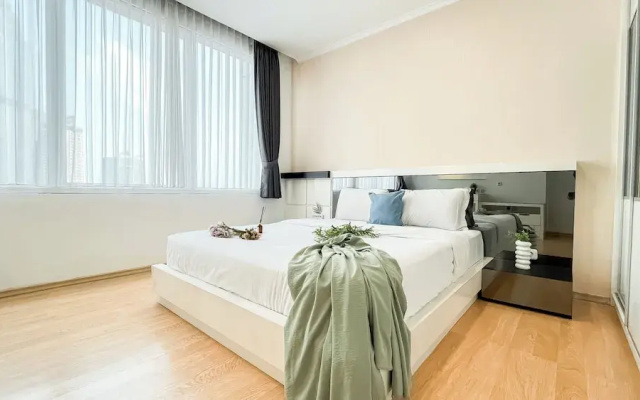 Spacious Luxury 2Br Apartment With Extra Room At Fx Residence