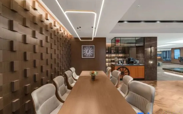 Homeinn Plus Hotel (Shanghai Hongqiao Airport National Exhibition and Convention Center)