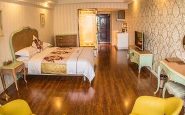 Lantis Hotel