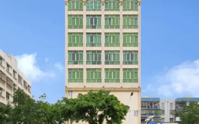 Yeste Hotel (Huizhou Huiyang Shizheng Square)
