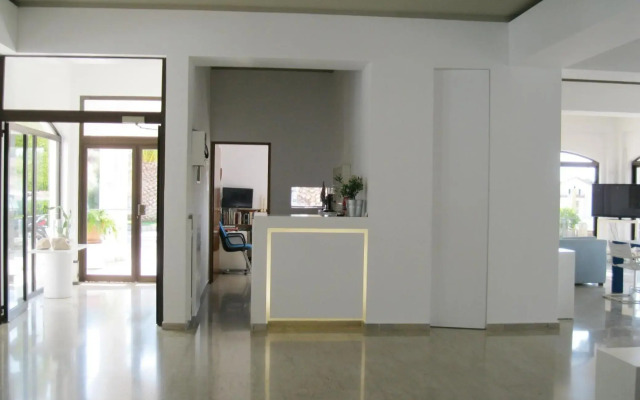 Hotel Apollon