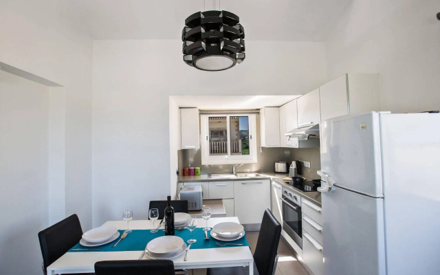Ithaki Apartments
