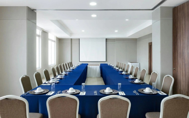 Courtyard by Marriott Puebla Las Animas