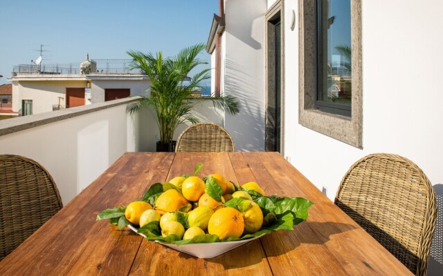 Luxury Apartment with Penthouse and Pool
