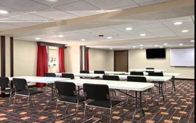 Ramada by Wyndham Tulsa