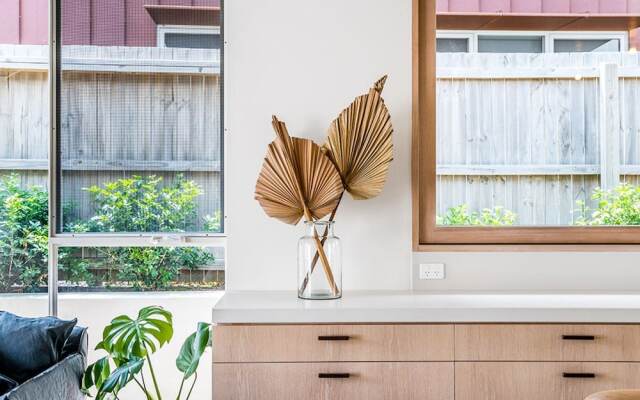 Your Luxury Escape - Driftwood Three
