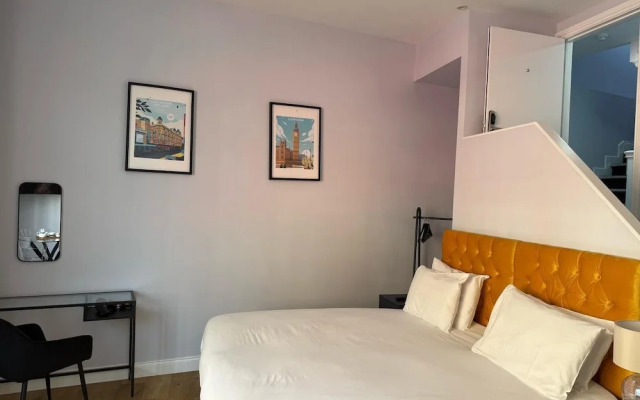 Leicester Square Studios