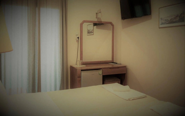 Apollon Hotel