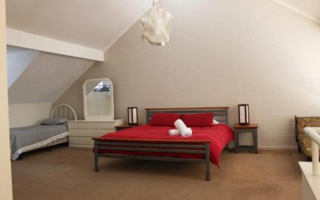 Byron Bay Accom Unit 7 34 Kendall Street, Byron Bay - Kendall Beach Apartments – Guest Rooms – Byron Bay