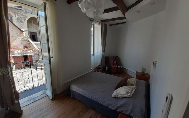 Chez Tifille