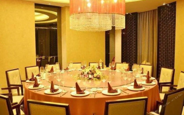 Ningbo East Harbour Hotel