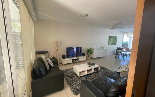 Euodia Unit 1102 – Guest Rooms – Magnetic Island