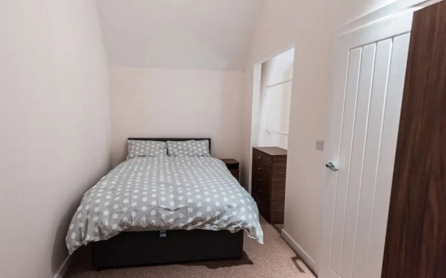 Charter House School Serviced Apartments