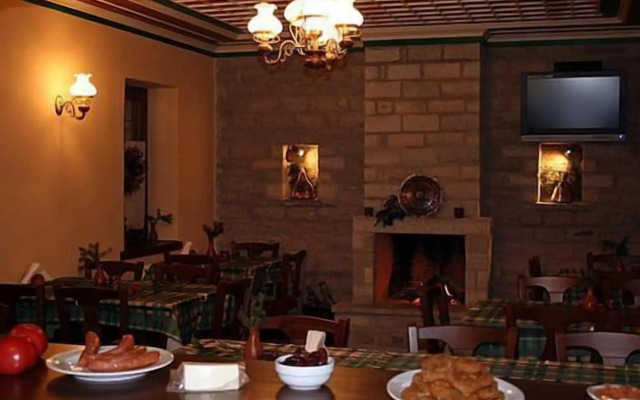 Nikolas Guesthouse