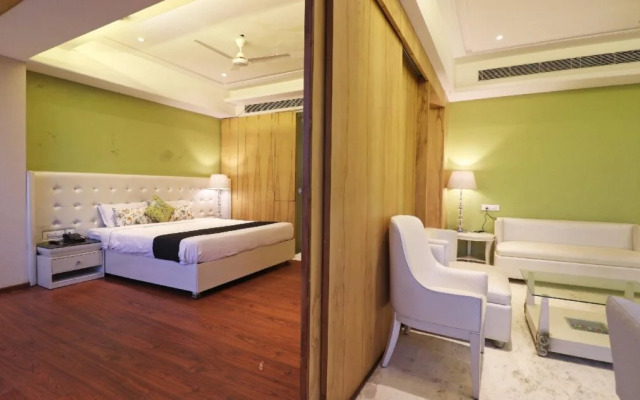 Capital O 73301 Raj Imperial