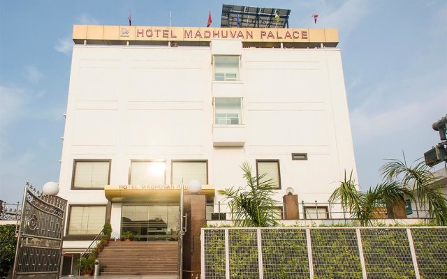 Hotel Madhuvan Palace