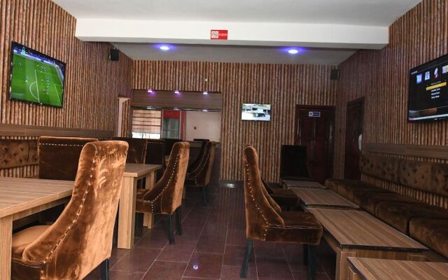 Goodview Suites& Apartments