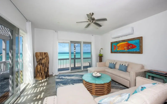 Secluded Luxury: New Beachfront Home With Pool