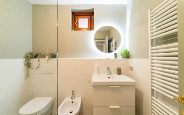 Panorama Lake and Garden