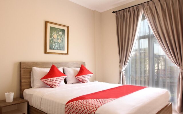 OYO 130 MBC Residence