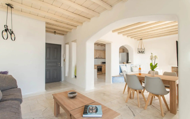 Villa Alitis by Mykonos Rocks