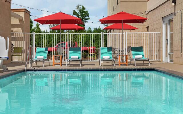 Home2 Suites by Hilton Savannah Airport