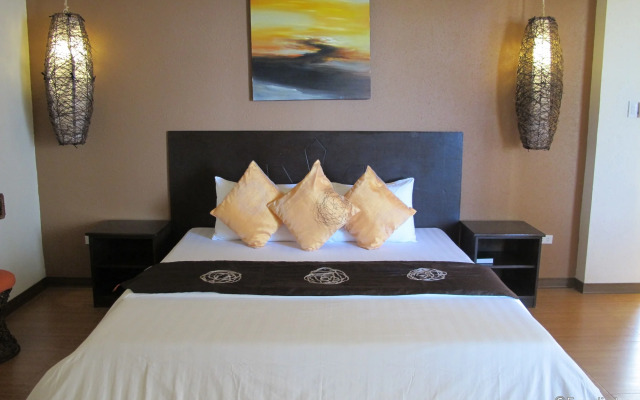 Sunset at Aninuan Beach Resort powered by Cocotel