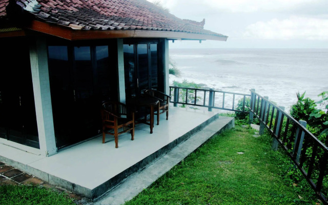 Soka Indah Restaurant & Bungalows