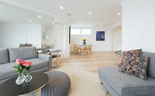 Right on Bondi H340