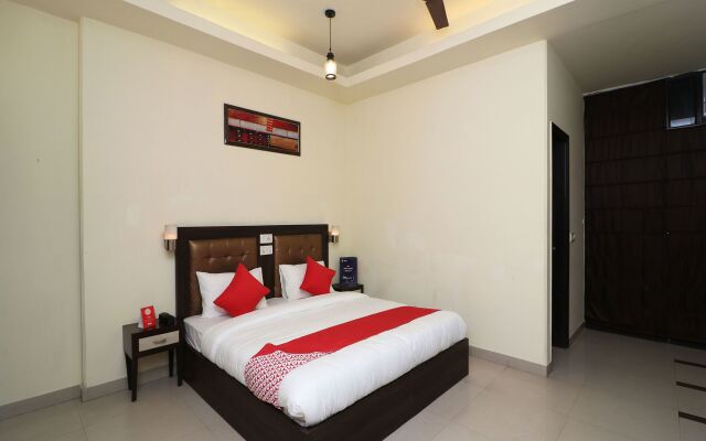 Hotel Vaishnoi Inn