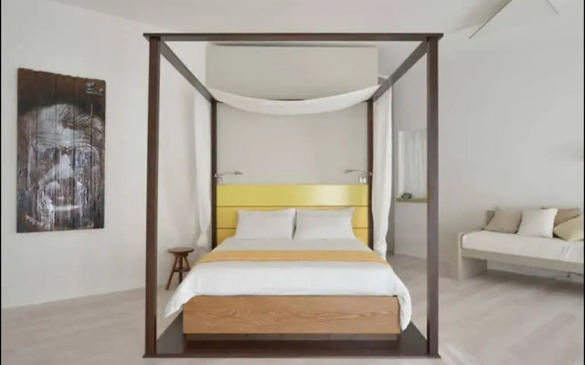 Community Rooms & Wine