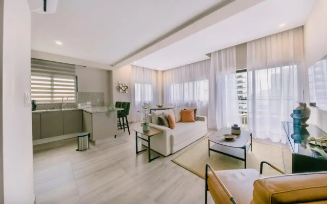 Regatta Living ll With Breakfast Included - 907