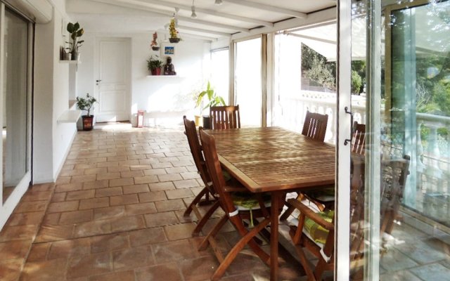 Villa With 3 Bedrooms in Roquefort-les-pins, With Private Pool, Enclos