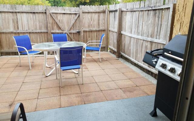 2BR/2BA condo Sienna Park