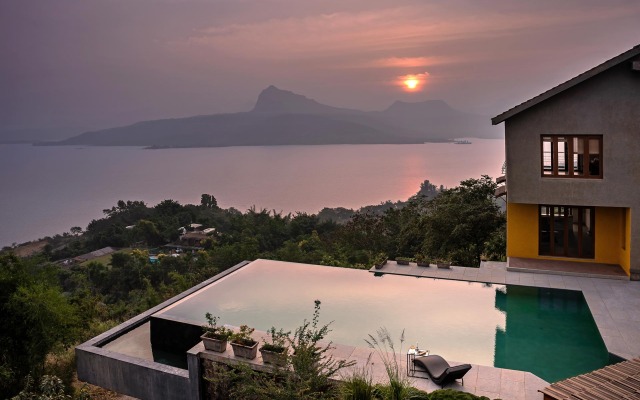 LohonoStays Om Anantha