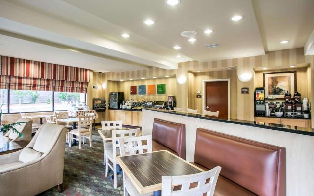 Comfort Suites Columbia Northeast - Fort Jackson